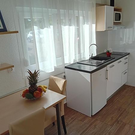 Apartment Nikol Pula Exteriér fotografie