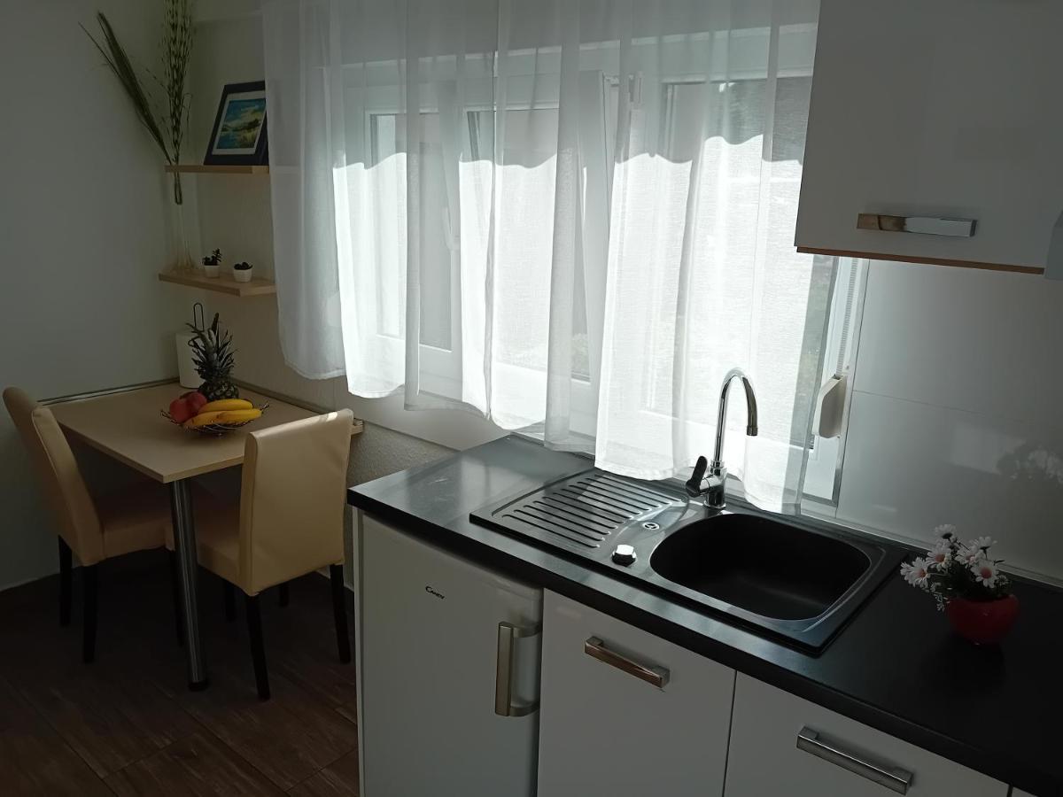 Apartment Nikol Pula Exteriér fotografie